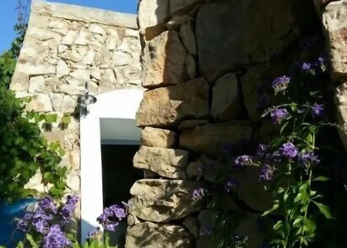 Tenuta De Marco Hotel 3*